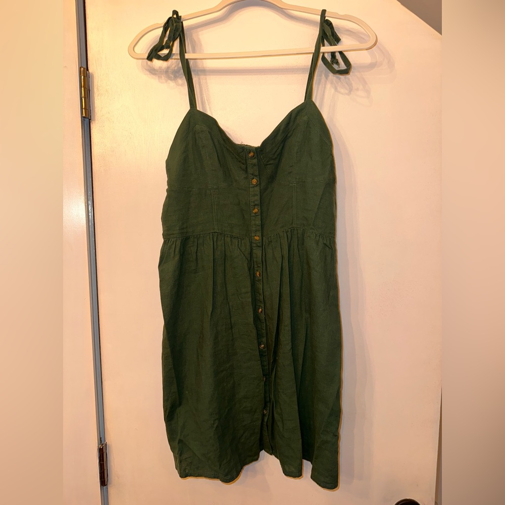 Green dress